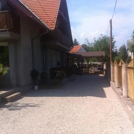 Apartmán Balatonkeresztur/balaton 19287 *